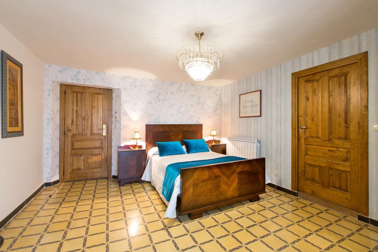 Hotel Villa San Jorge Azanúy Exteriör bild